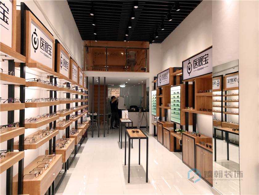 280平醫(yī)視寶眼鏡店裝修實拍圖